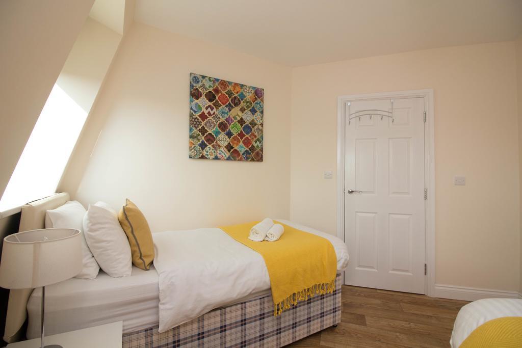 Castle Point Apartments Southampton Premier Lodge Exterior foto